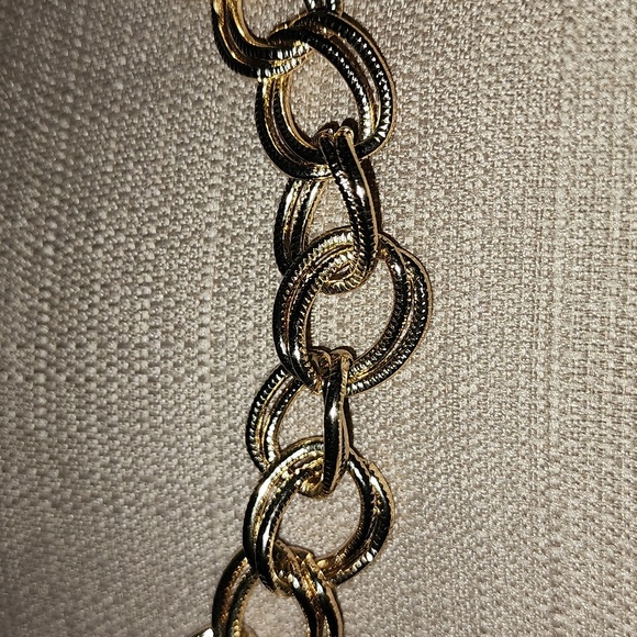 New Northcrest Gold-Tone Chain Toggle Necklace - Picture 4 of 6